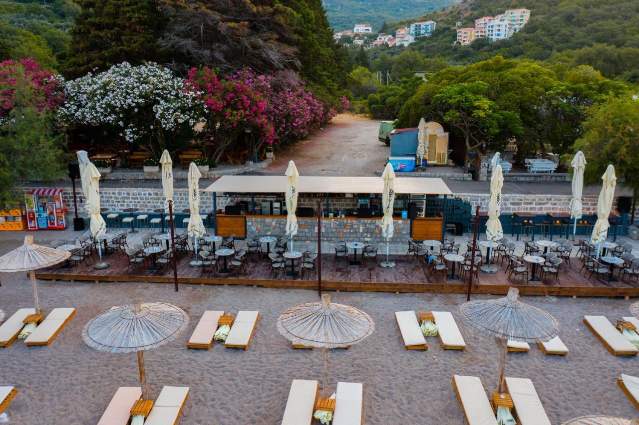 Hotel Plaza Lucice Petrovac Exterior foto
